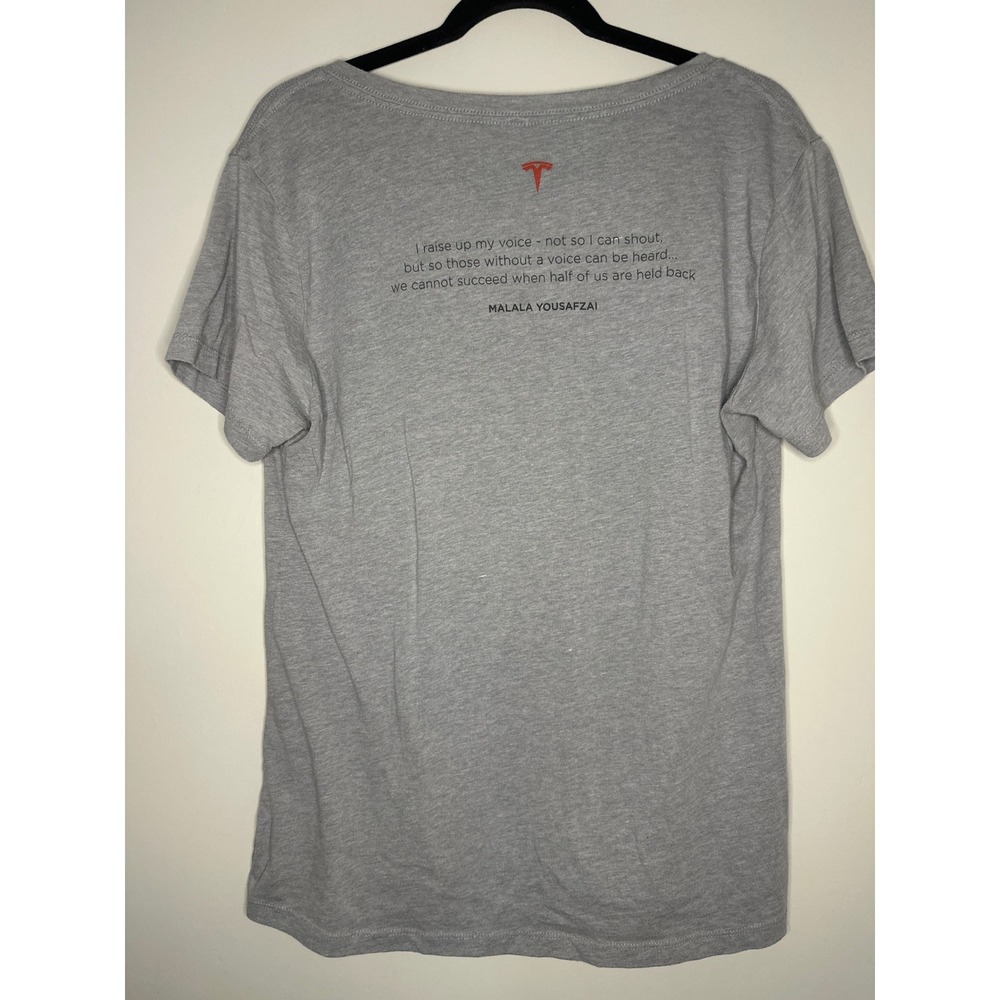 Tesla Women in Tesla Gray V-Neck Short Sleeve T-Shirt - Picture 5 of 6